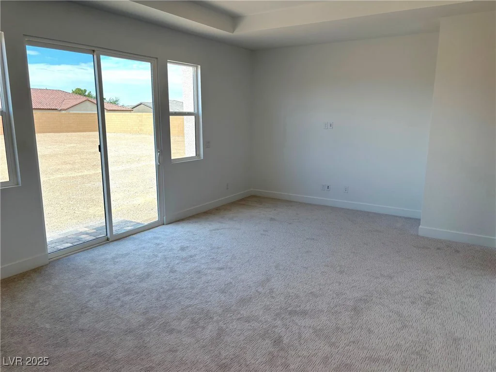 5454 Middleton Falls, Las Vegas, NV 89139