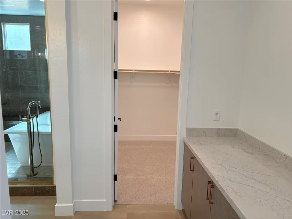 5454 Middleton Falls, Las Vegas, NV 89139