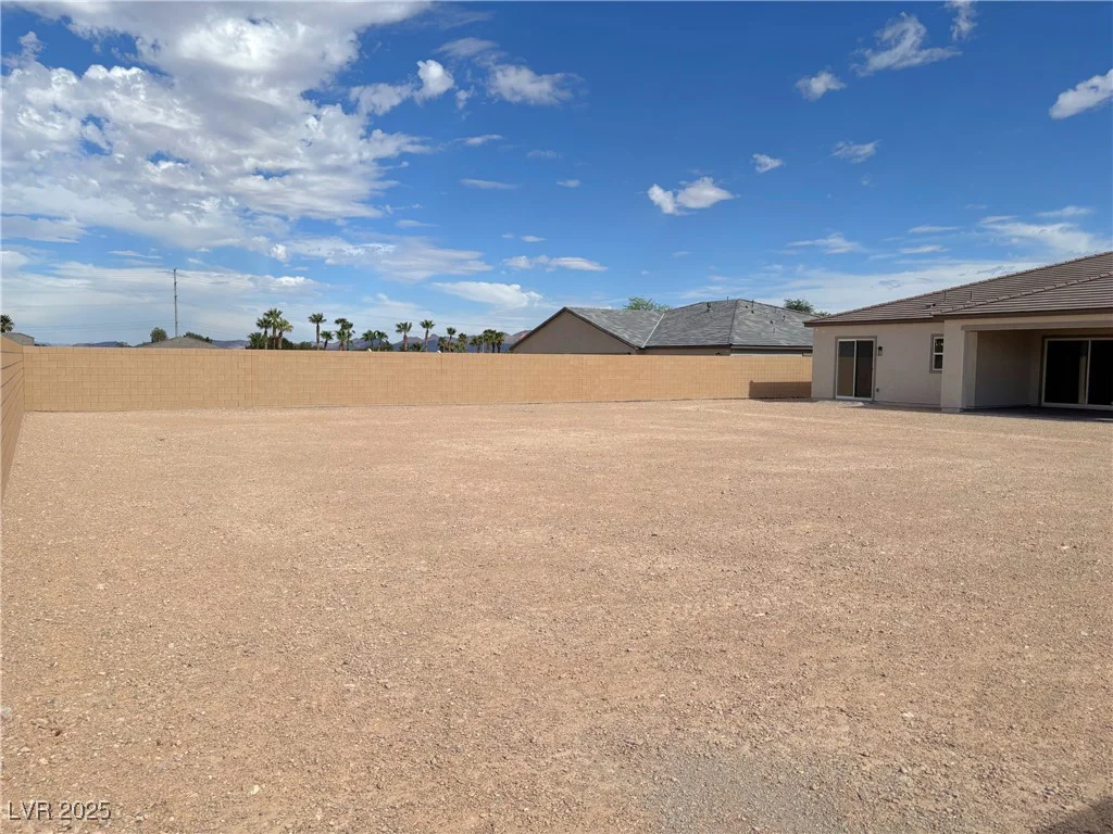 5454 Middleton Falls, Las Vegas, NV 89139
