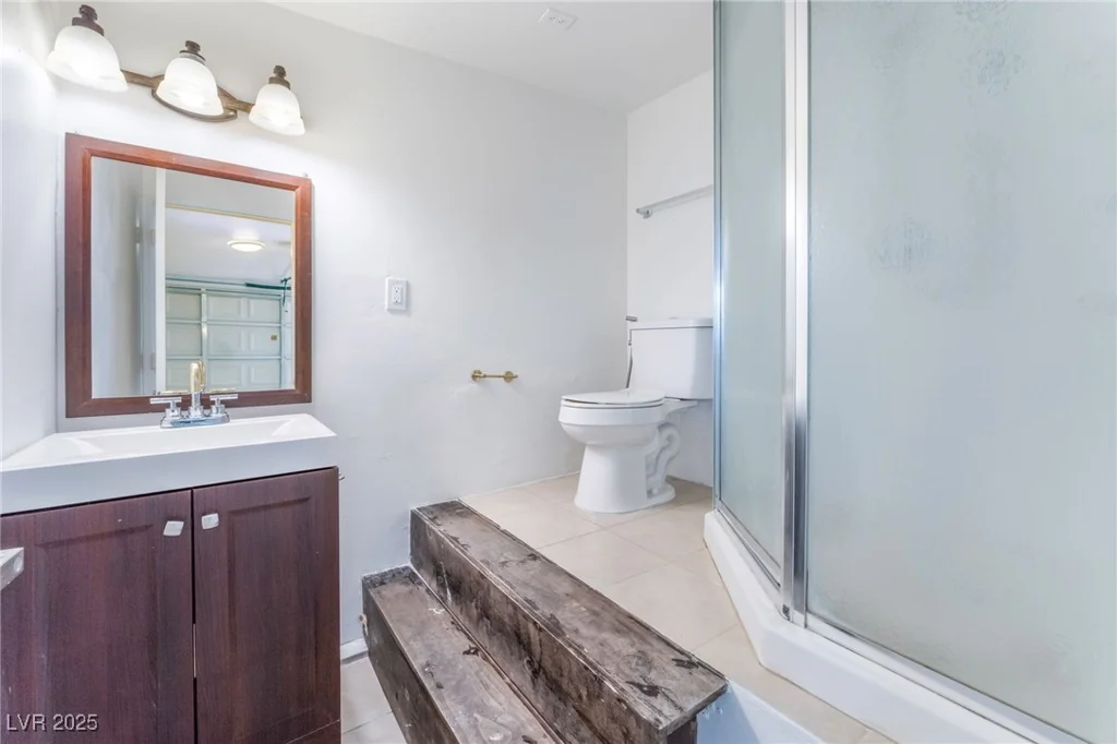 348 Upland, Las Vegas, NV 89107