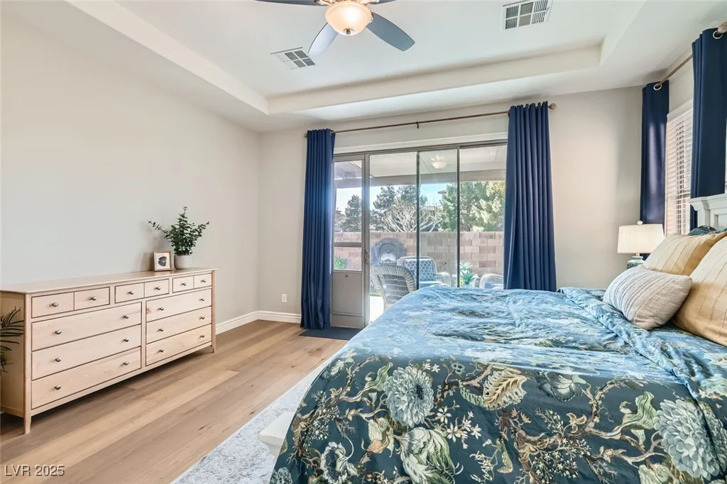 1049 Via Saint Lucia, Henderson, NV 89011