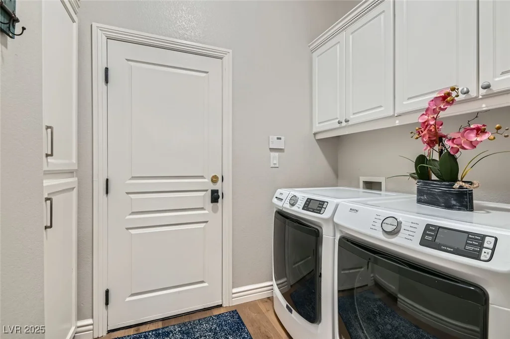1049 Via Saint Lucia, Henderson, NV 89011
