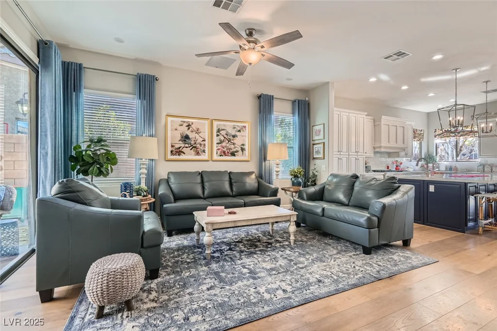 1049 Via Saint Lucia, Henderson, NV 89011