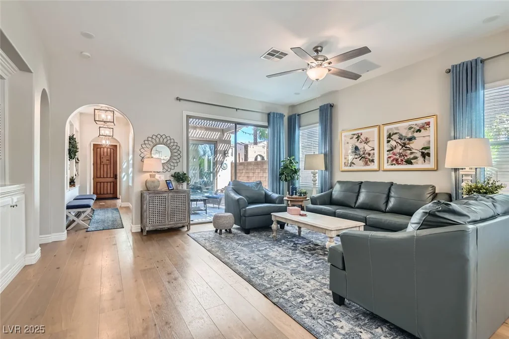 1049 Via Saint Lucia, Henderson, NV 89011