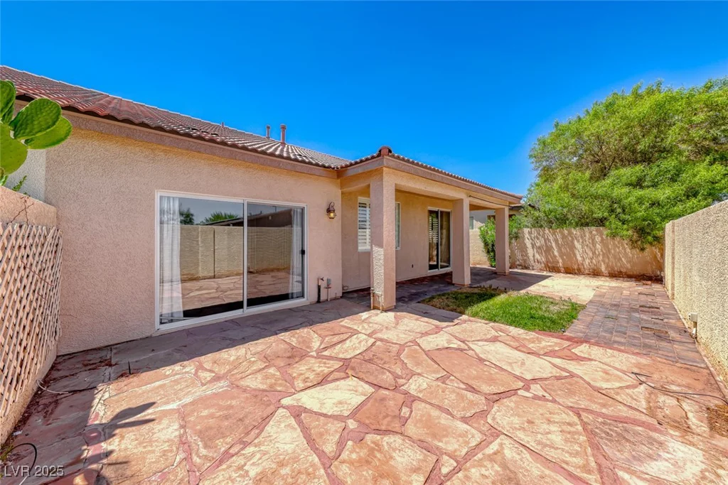 5952 Long Bay, Las Vegas, NV 89148