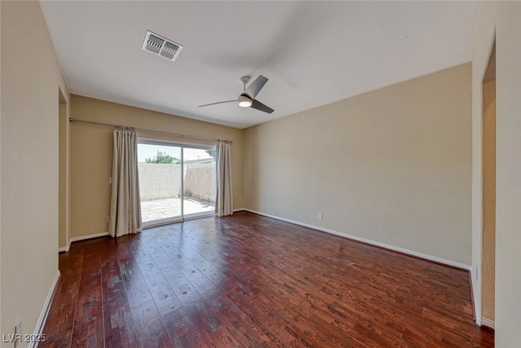 5952 Long Bay, Las Vegas, NV 89148