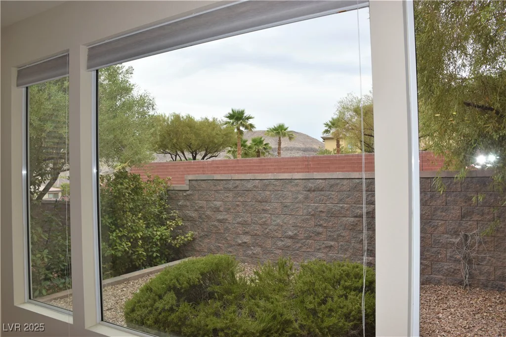 10239 PREMIA, Las Vegas, NV 89135