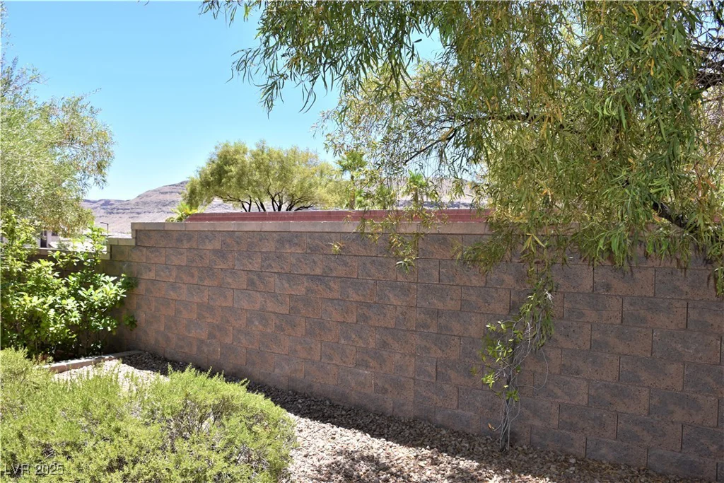 10239 PREMIA, Las Vegas, NV 89135