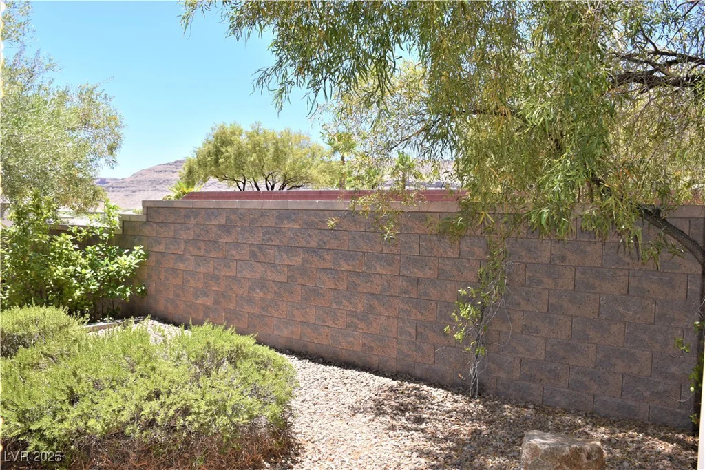10239 PREMIA, Las Vegas, NV 89135
