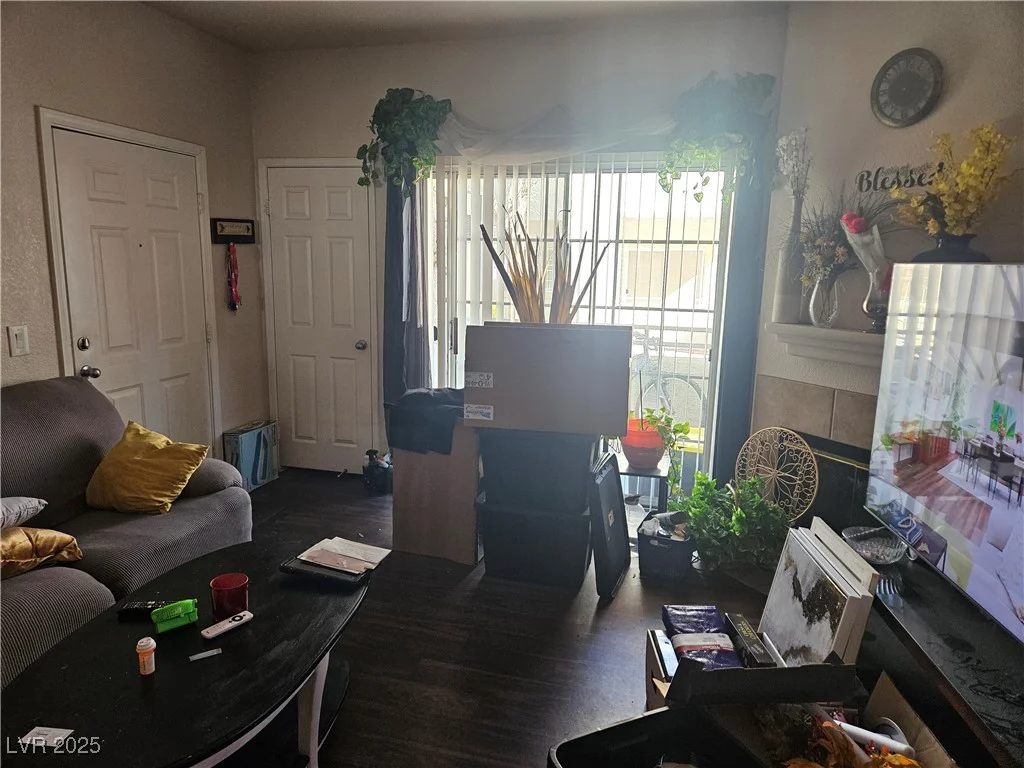 3318 Decatur, Las Vegas, NV 89130
