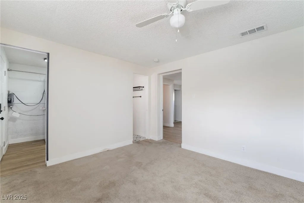 308 Fox, Las Vegas, NV 89107