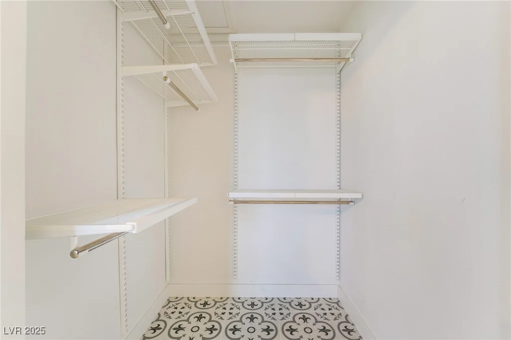 308 Fox, Las Vegas, NV 89107
