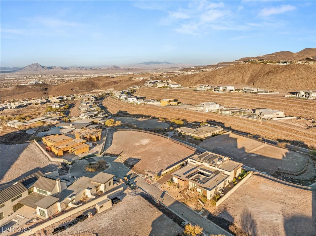 20 Sanctuary Peak, Henderson, NV 89012