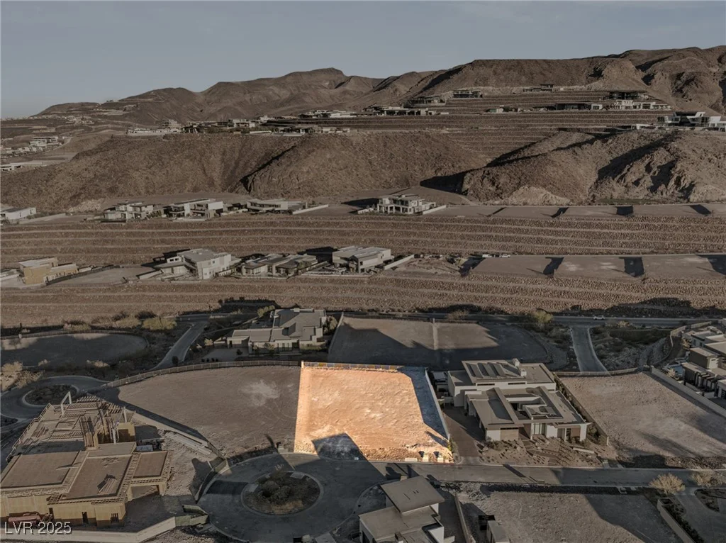 20 Sanctuary Peak, Henderson, NV 89012