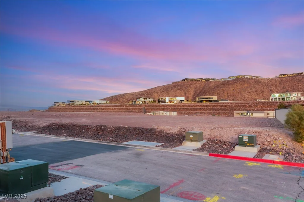 20 Sanctuary Peak, Henderson, NV 89012