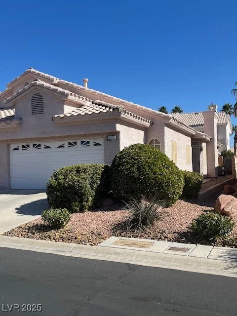 5366 Runningbrook, Las Vegas, NV 89120