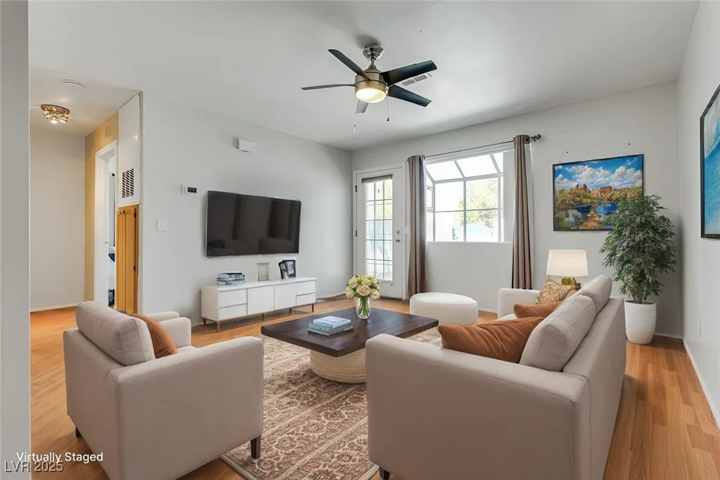 2141 Twickenham, Las Vegas, NV 89108