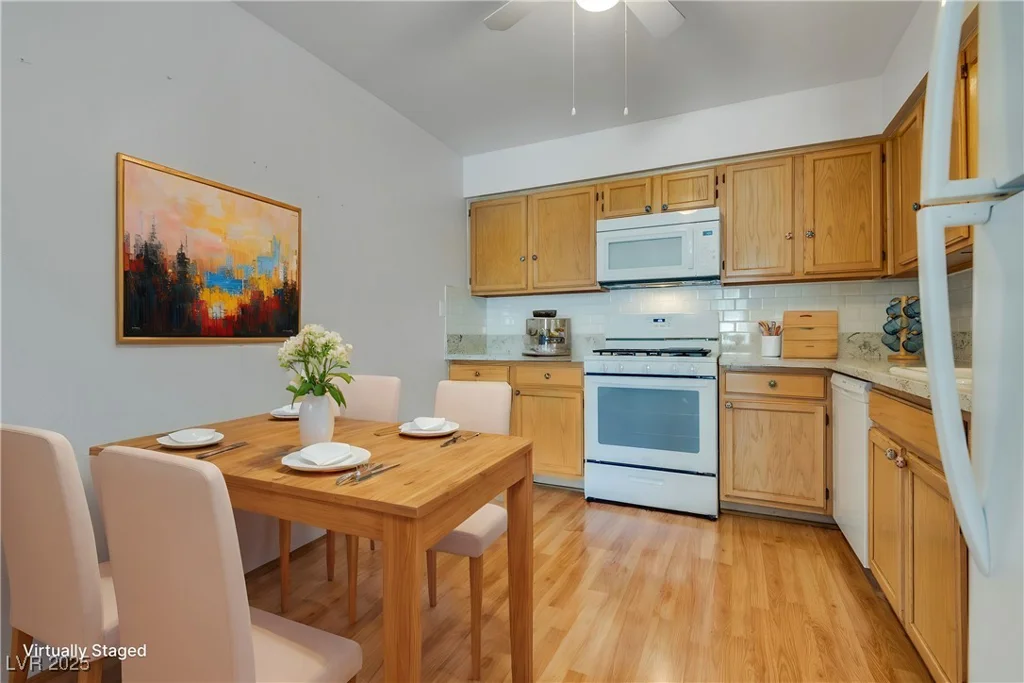 2141 Twickenham, Las Vegas, NV 89108