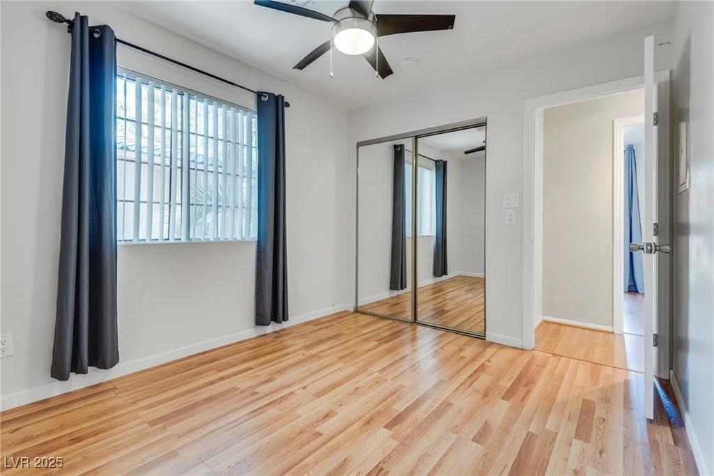 2141 Twickenham, Las Vegas, NV 89108