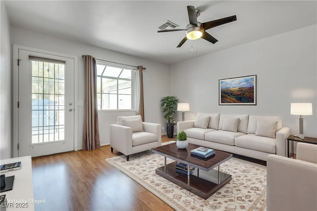 2141 Twickenham, Las Vegas, NV 89108