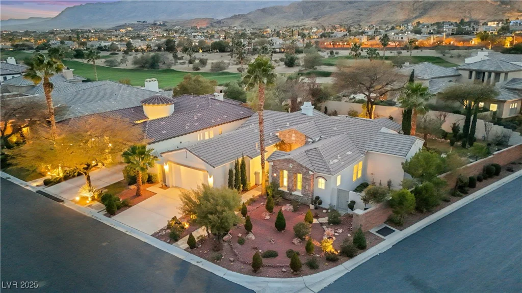 2785 Soft Horizon, Las Vegas, NV 89135