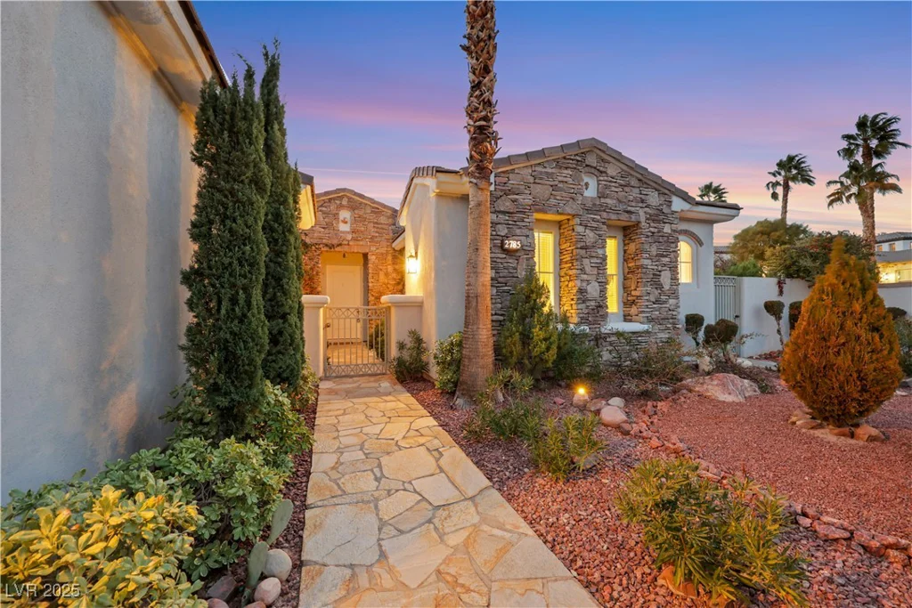 2785 Soft Horizon, Las Vegas, NV 89135