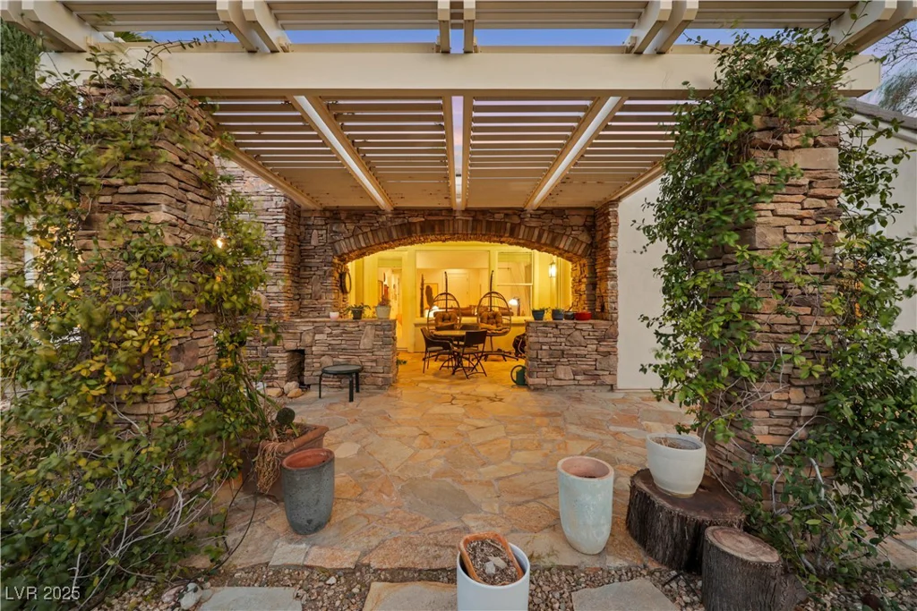 2785 Soft Horizon, Las Vegas, NV 89135