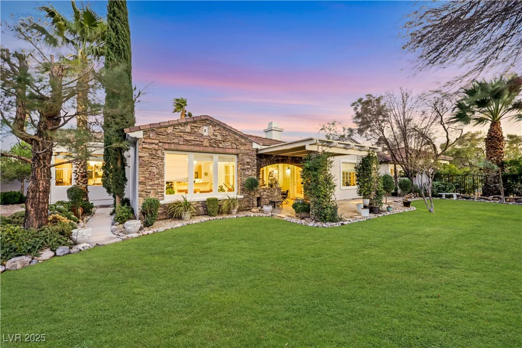 2785 Soft Horizon, Las Vegas, NV 89135