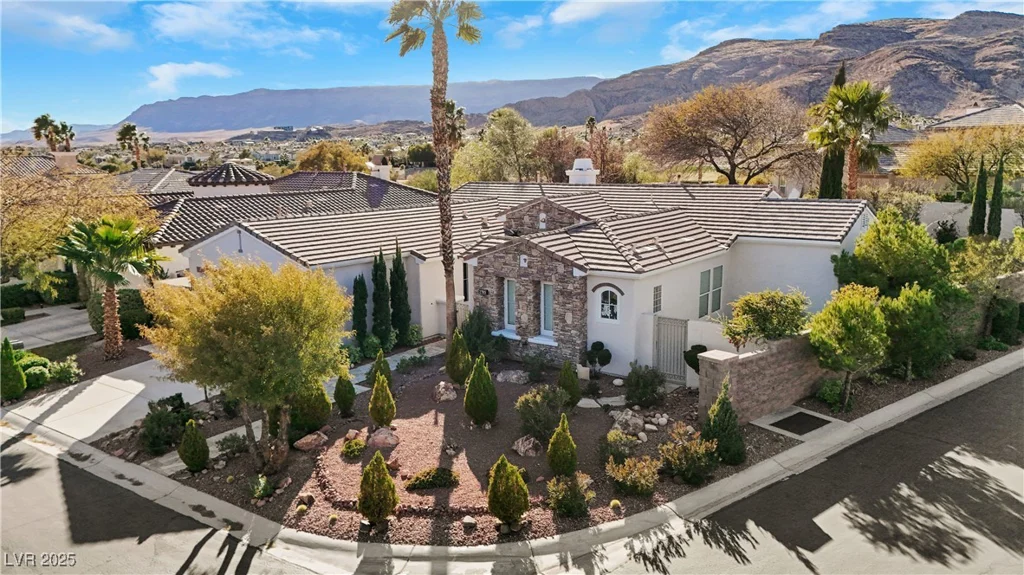 2785 Soft Horizon, Las Vegas, NV 89135