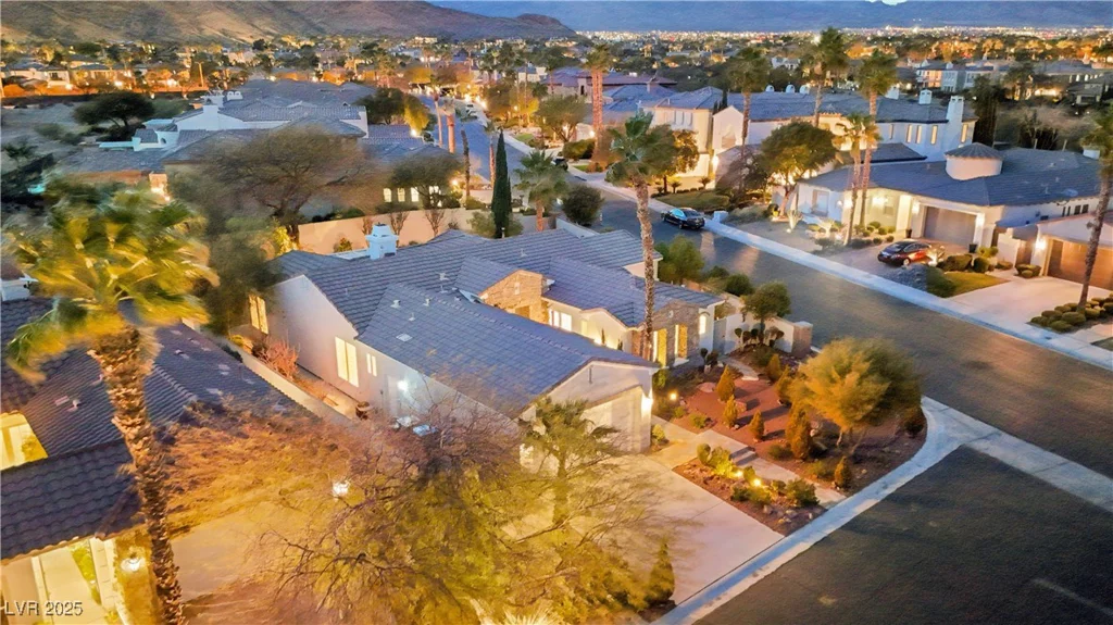2785 Soft Horizon, Las Vegas, NV 89135