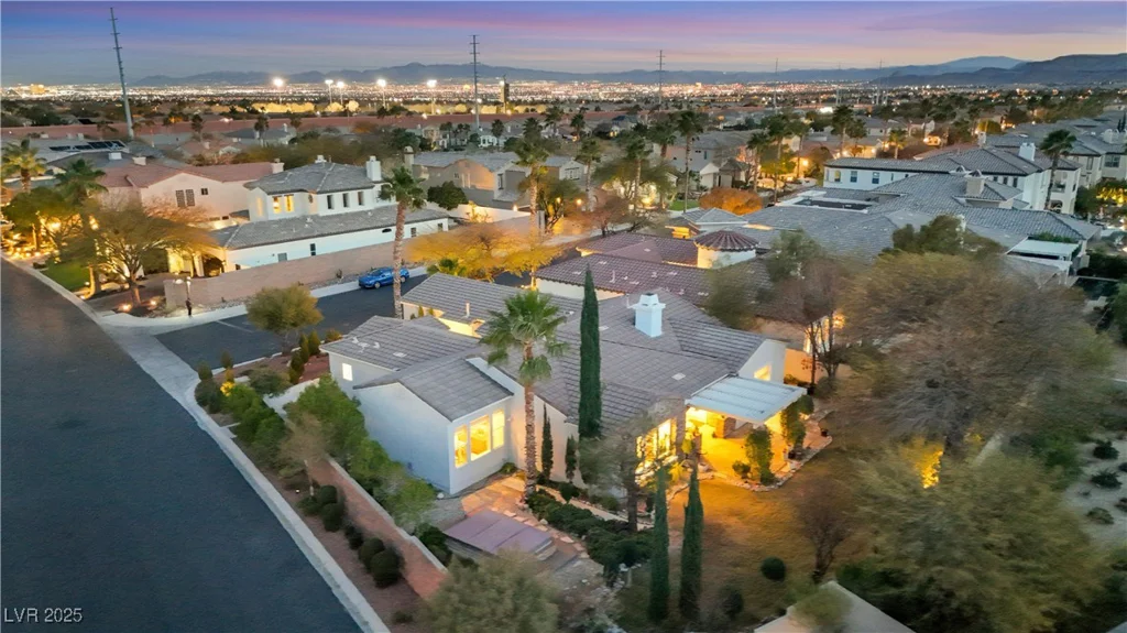 2785 Soft Horizon, Las Vegas, NV 89135