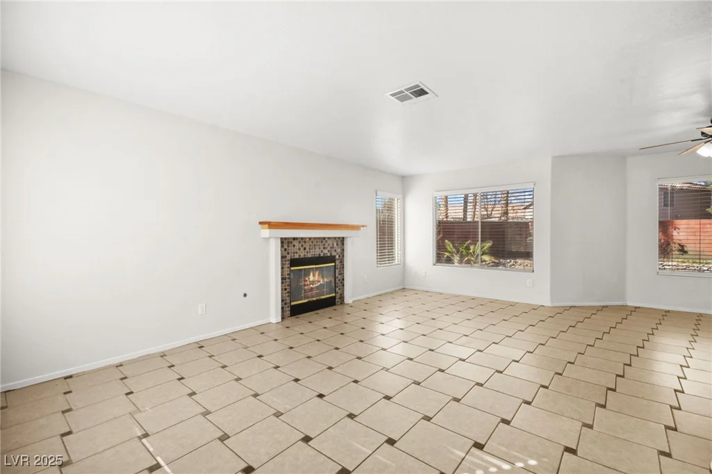 1904 Monte Alban, North Las Vegas, NV 89031