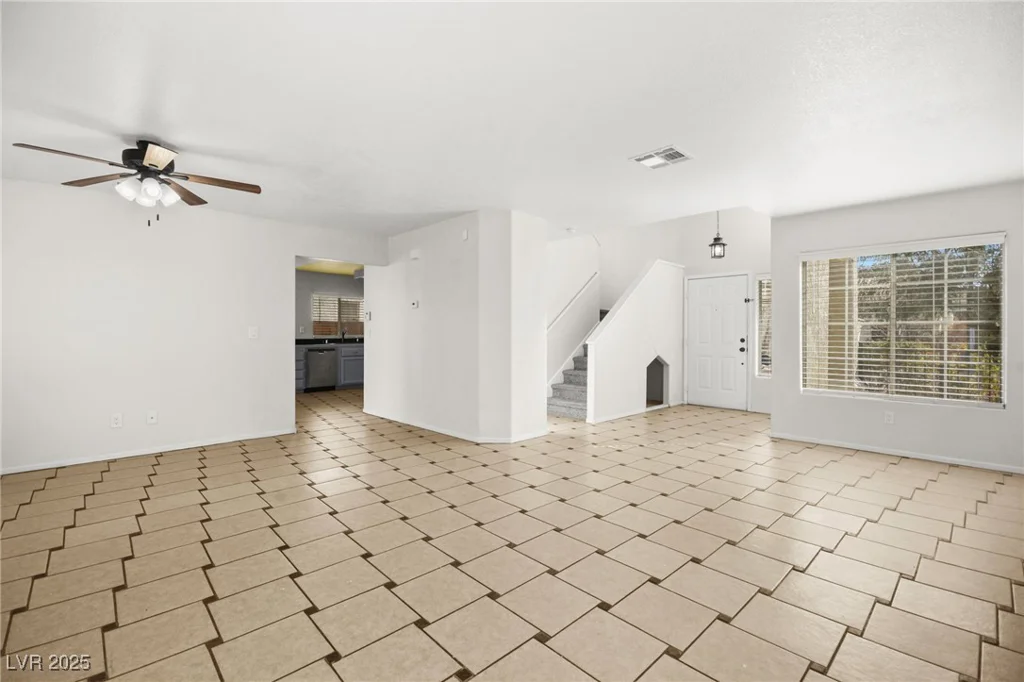1904 Monte Alban, North Las Vegas, NV 89031