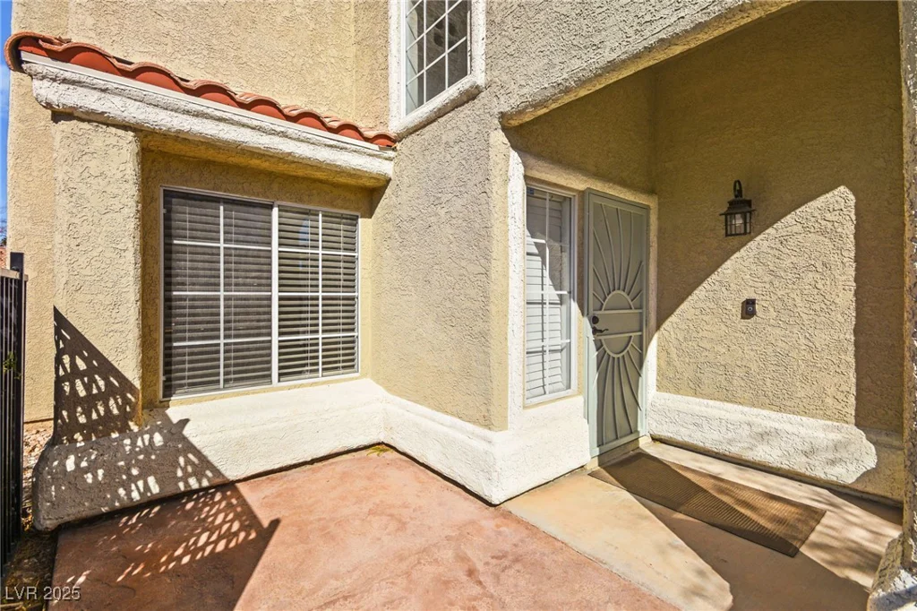 1904 Monte Alban, North Las Vegas, NV 89031
