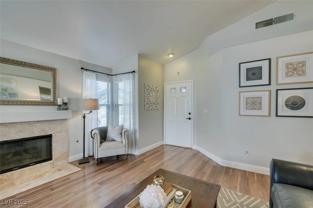 7608 Little Valley, Las Vegas, NV 89147