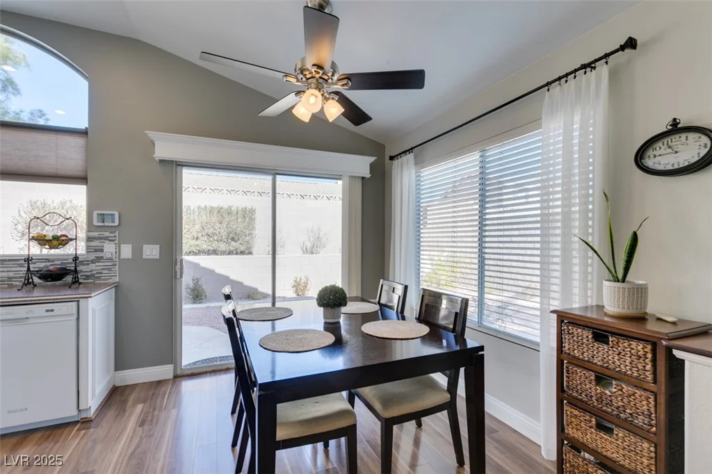 7608 Little Valley, Las Vegas, NV 89147