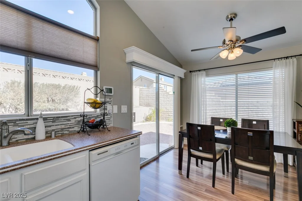 7608 Little Valley, Las Vegas, NV 89147