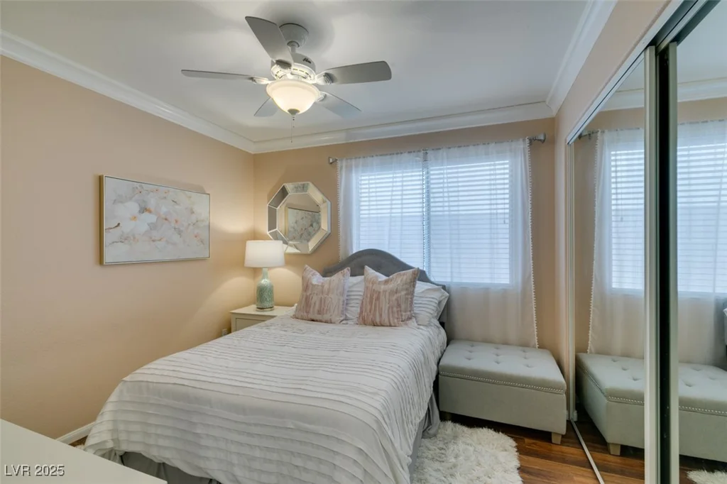 7608 Little Valley, Las Vegas, NV 89147