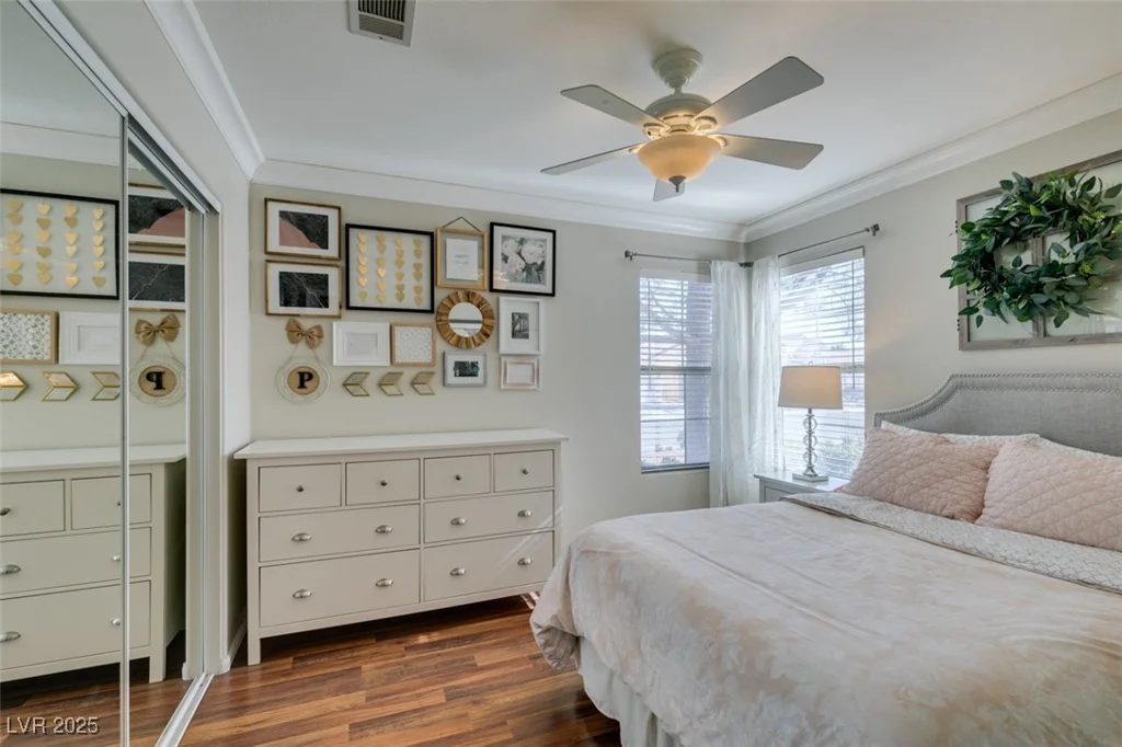 7608 Little Valley, Las Vegas, NV 89147
