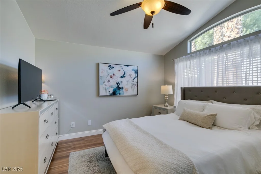 7608 Little Valley, Las Vegas, NV 89147