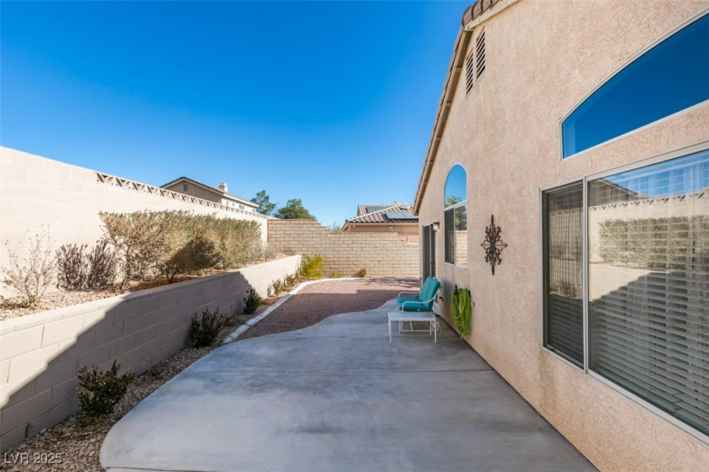 7608 Little Valley, Las Vegas, NV 89147