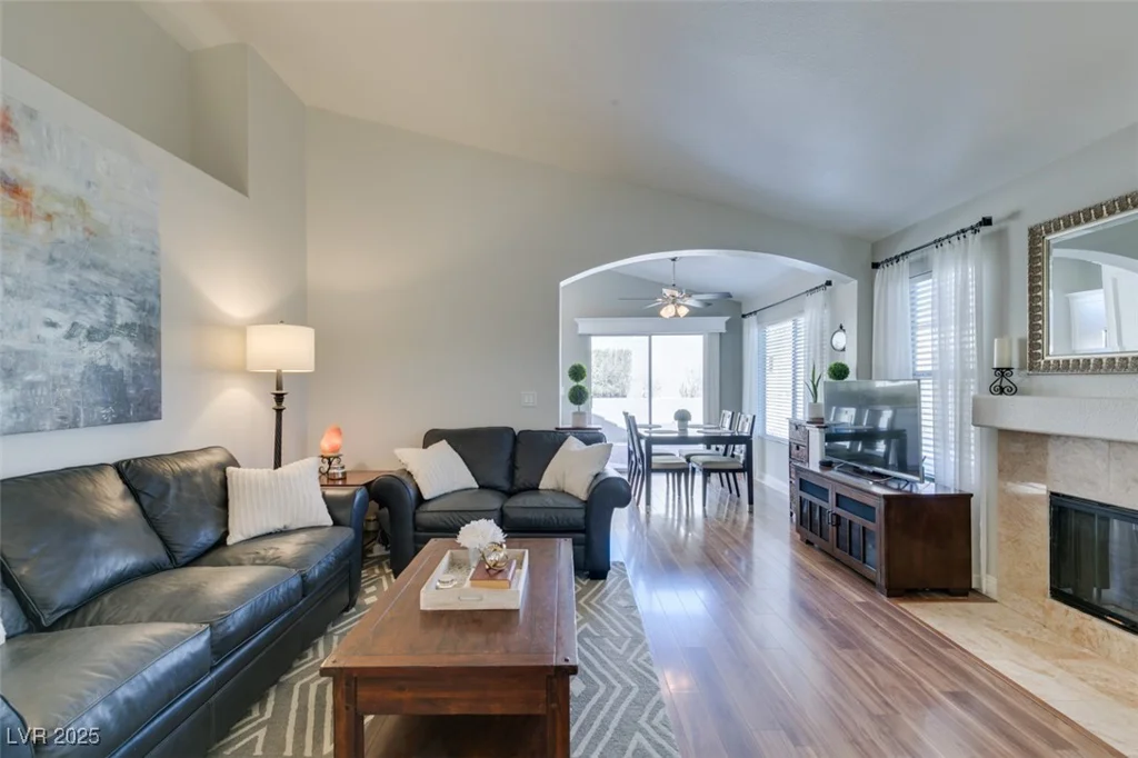 7608 Little Valley, Las Vegas, NV 89147