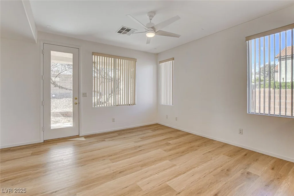 5965 Poplar Tree, Las Vegas, NV 89148
