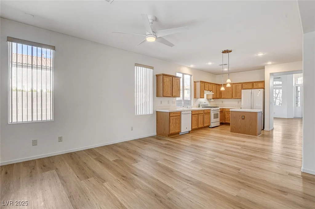 5965 Poplar Tree, Las Vegas, NV 89148