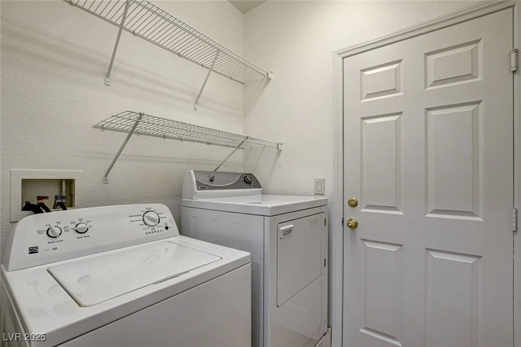 5965 Poplar Tree, Las Vegas, NV 89148