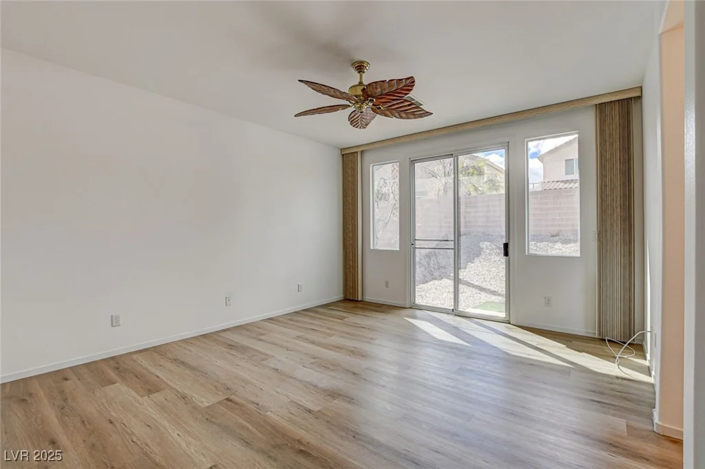 5965 Poplar Tree, Las Vegas, NV 89148