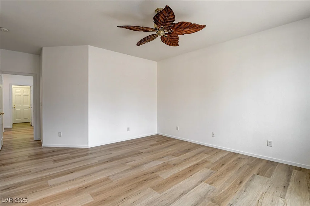 5965 Poplar Tree, Las Vegas, NV 89148