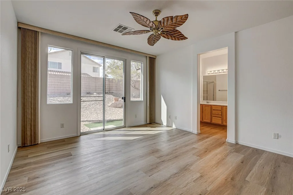5965 Poplar Tree, Las Vegas, NV 89148