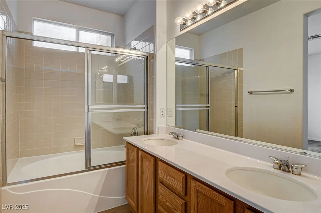 5965 Poplar Tree, Las Vegas, NV 89148