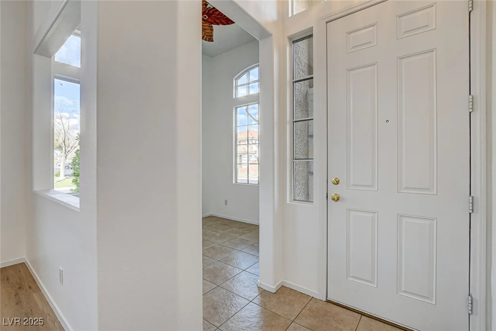 5965 Poplar Tree, Las Vegas, NV 89148